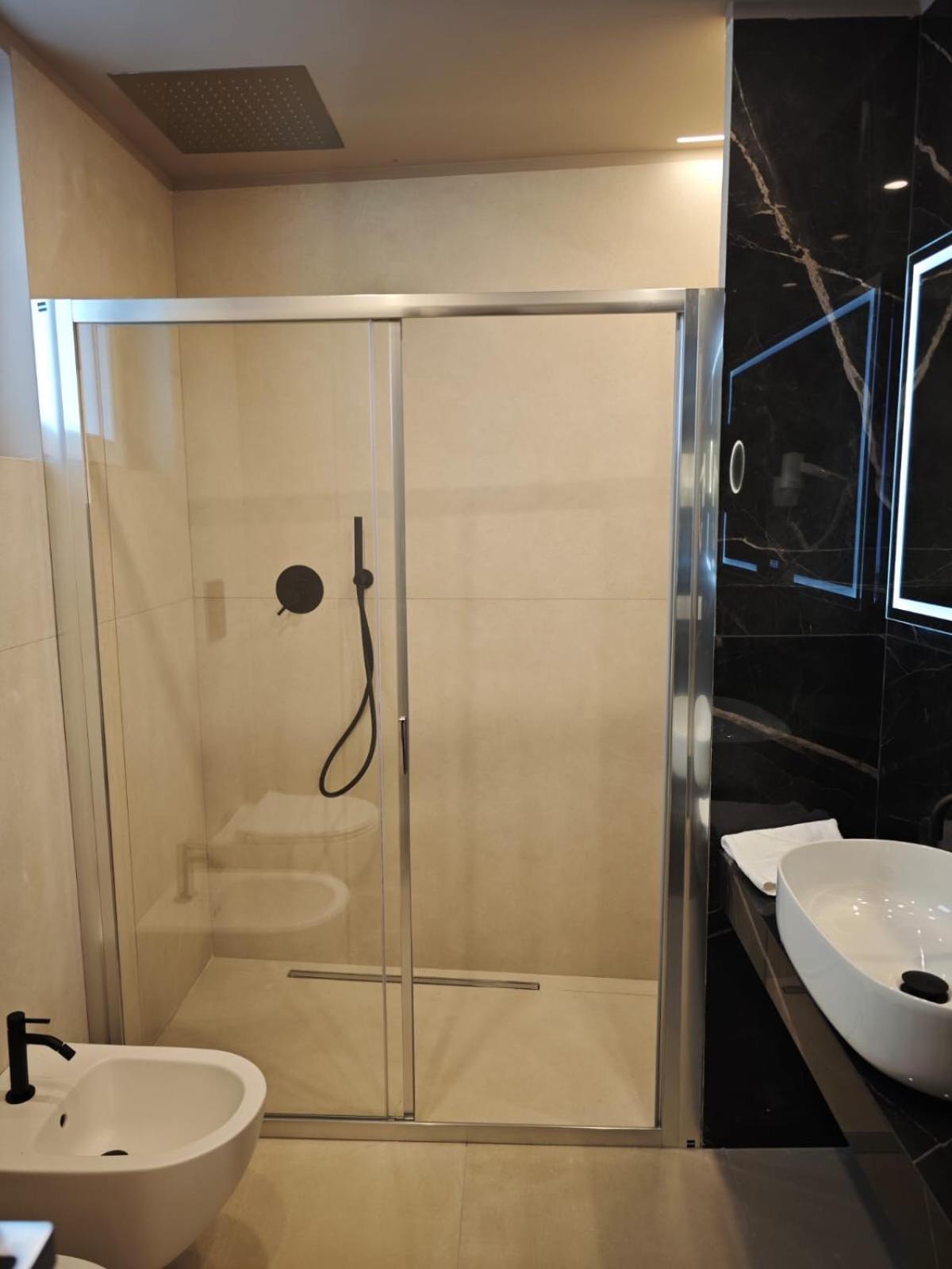 Shanti Rooms & Apartments Castello บาโคลี ภายนอก รูปภาพ