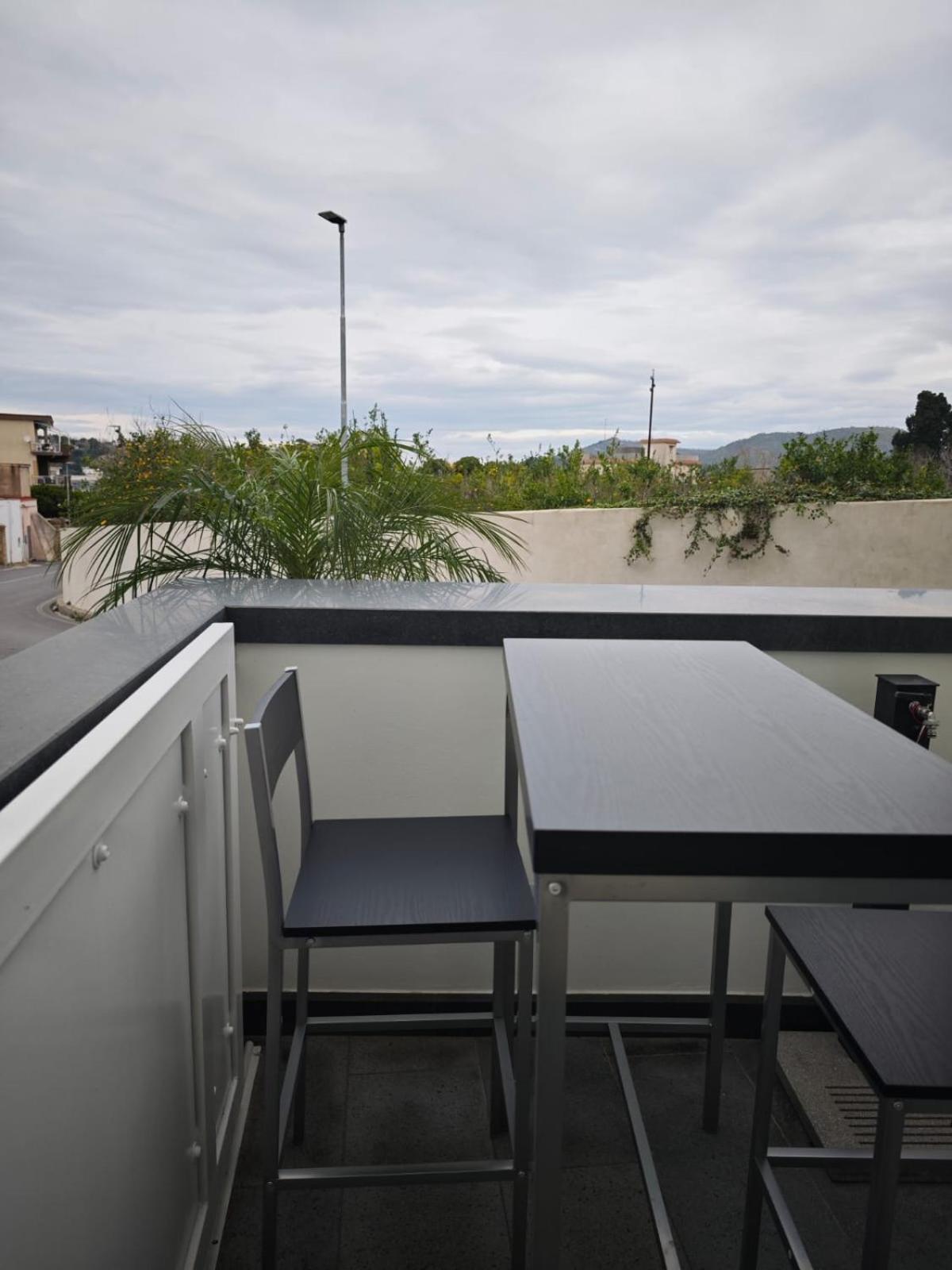 Shanti Rooms & Apartments Castello บาโคลี ภายนอก รูปภาพ