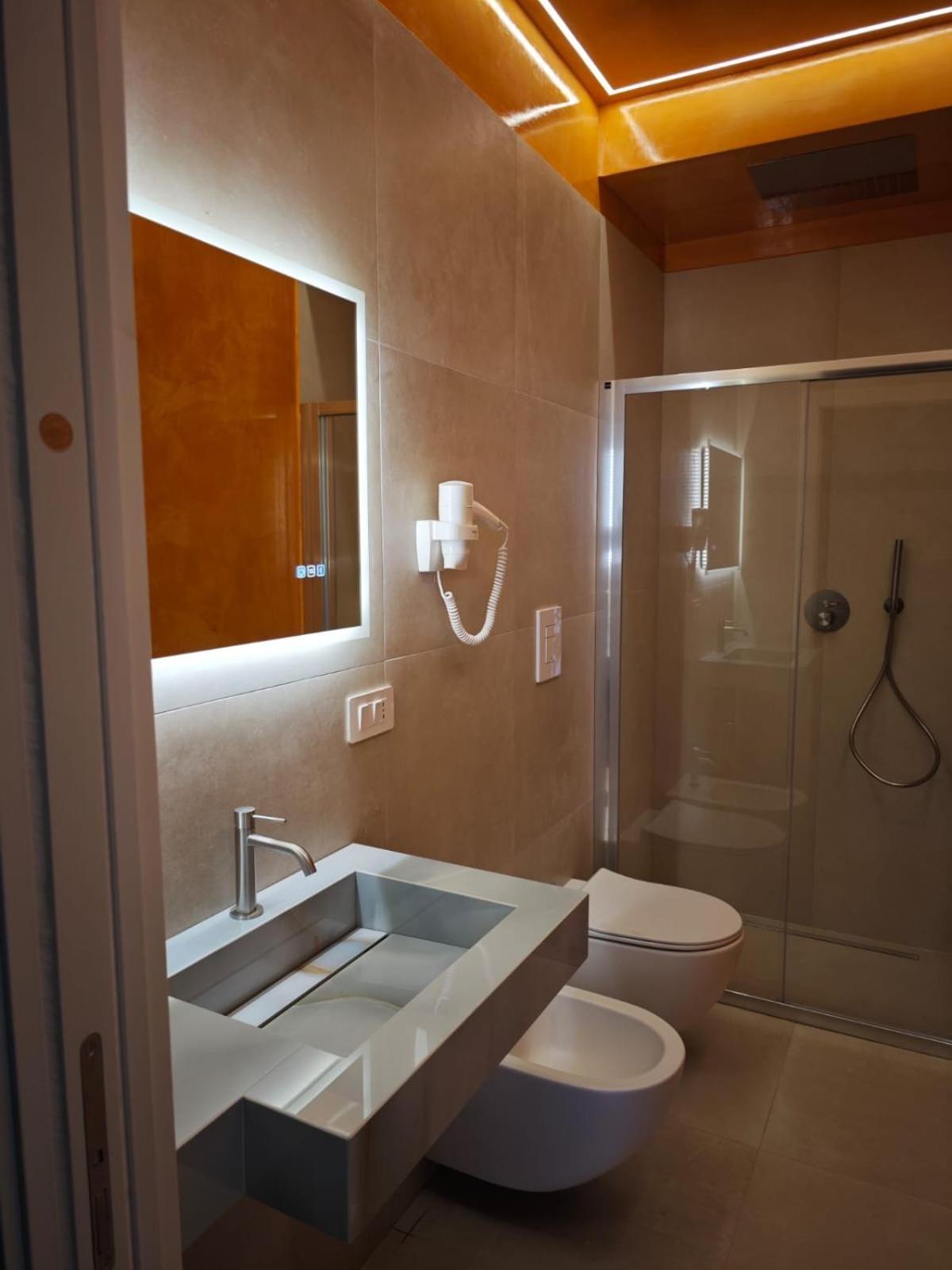 Shanti Rooms & Apartments Castello บาโคลี ภายนอก รูปภาพ